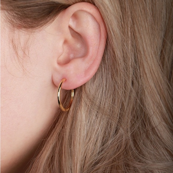 New Woman’s Boho Casual Medium Minimal Gold Tone Hoop Stud Earrings Earrings - Picture 3 of 16